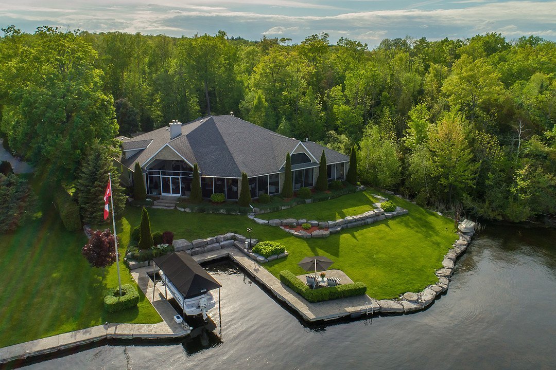 5 Things to Consider When Buying a Waterfront Property